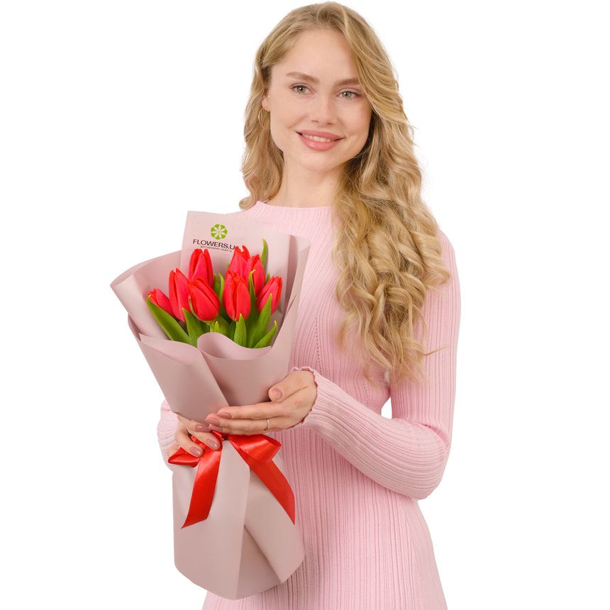 Мини-букет из 9 красных тюльпанов – доставка по Украине