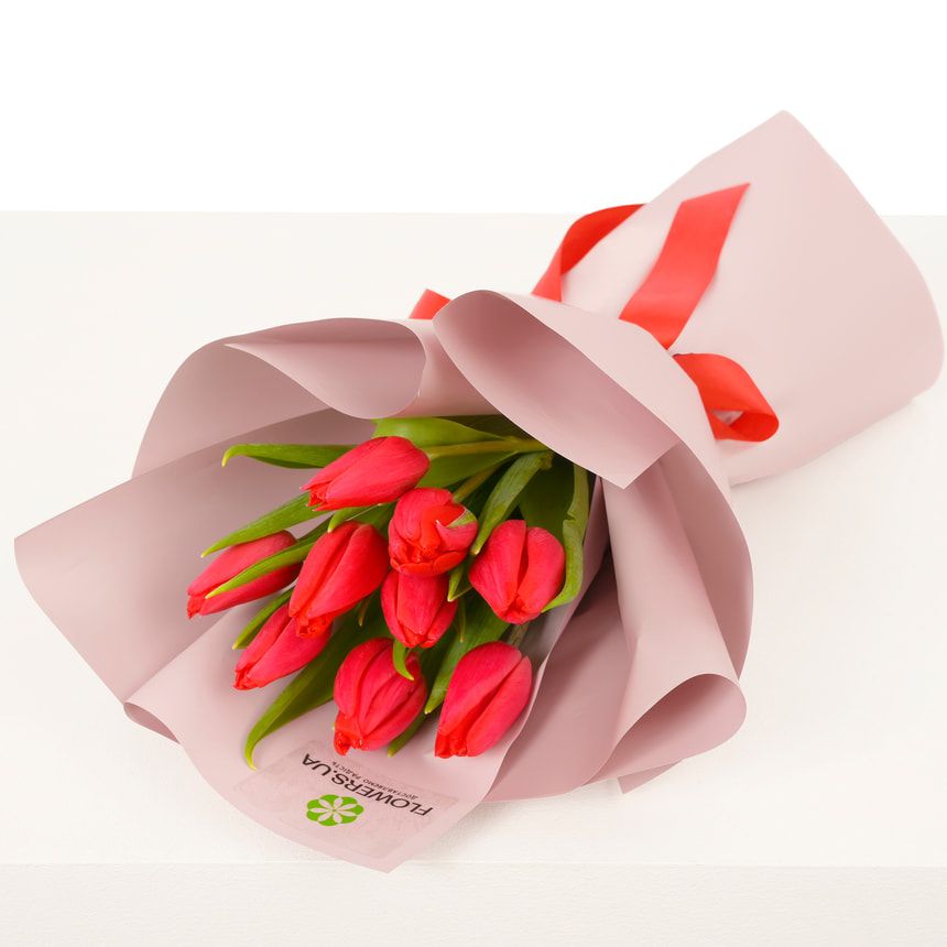 Мини-букет из 9 красных тюльпанов – заказать с доставкой