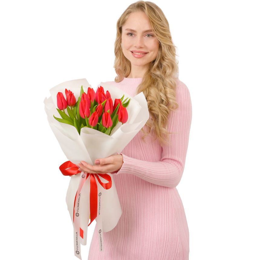 Букет из 15 красных тюльпанов – доставка по Украине