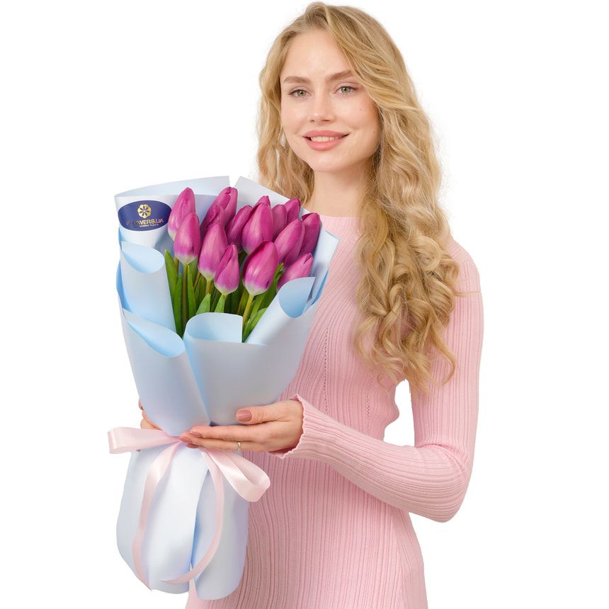 Букет з 15 фіолетових тюльпанів – доставка по Україні