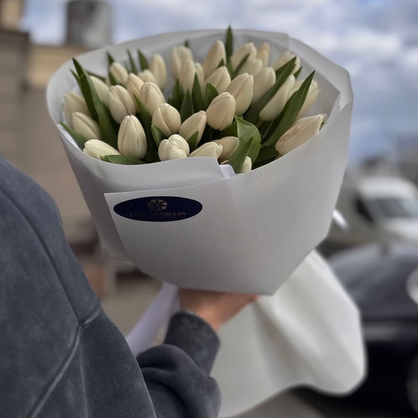 "White Song" bouquet – order from Flowers.ua