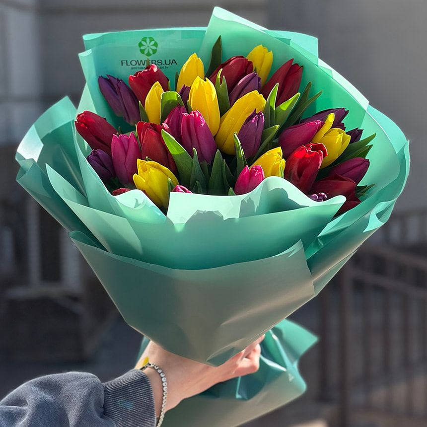 Букет "Весенние объятия" – заказать у Flowers.ua