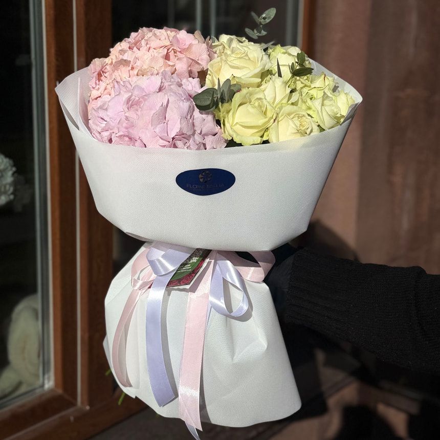 Bouquet "Duet of Harmony" – order from Flowers.ua