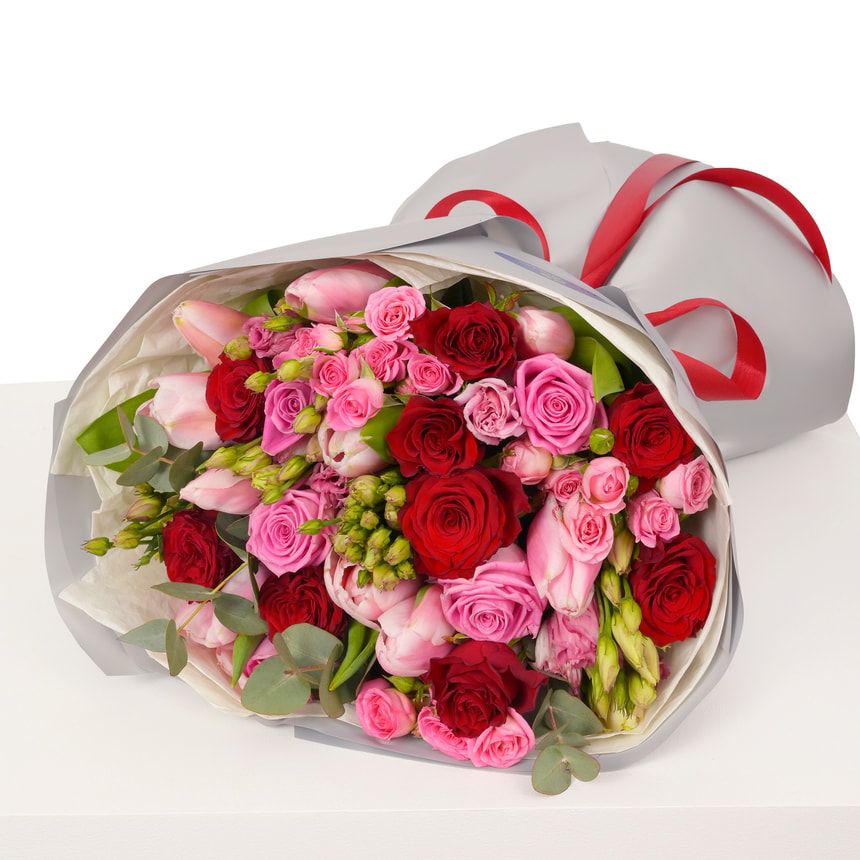 "Dorria" bouquet – order with delivery