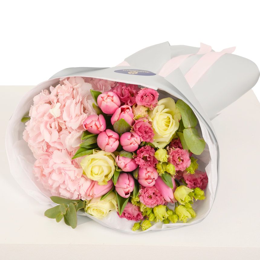 Букет "Flora" – замовити з доставкою