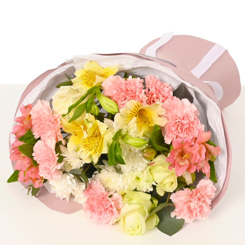 "Svetlana" bouquet – order with delivery
