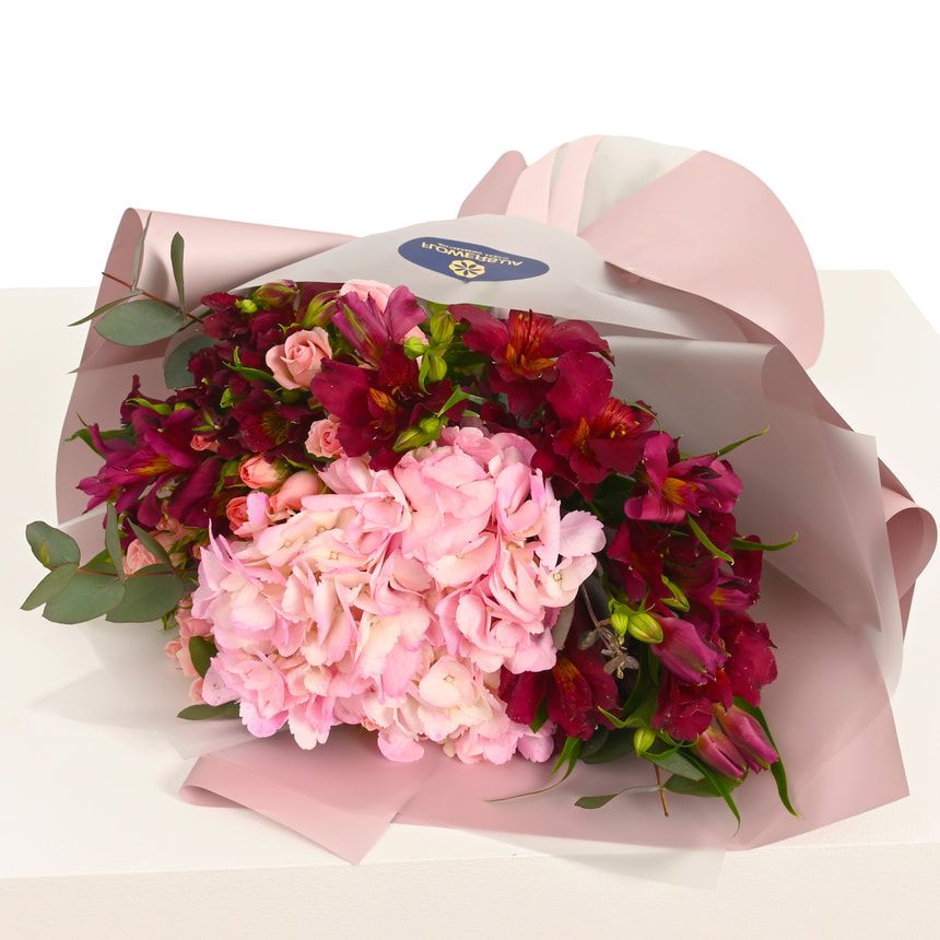"Zaryanitsa" bouquet – order with delivery