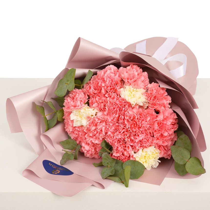 "Stranger" bouquet – order with delivery