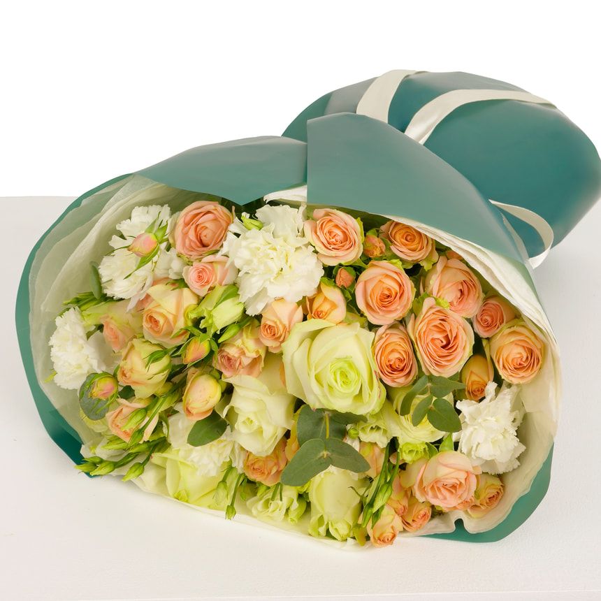 "Sardonyx" bouquet – order with delivery