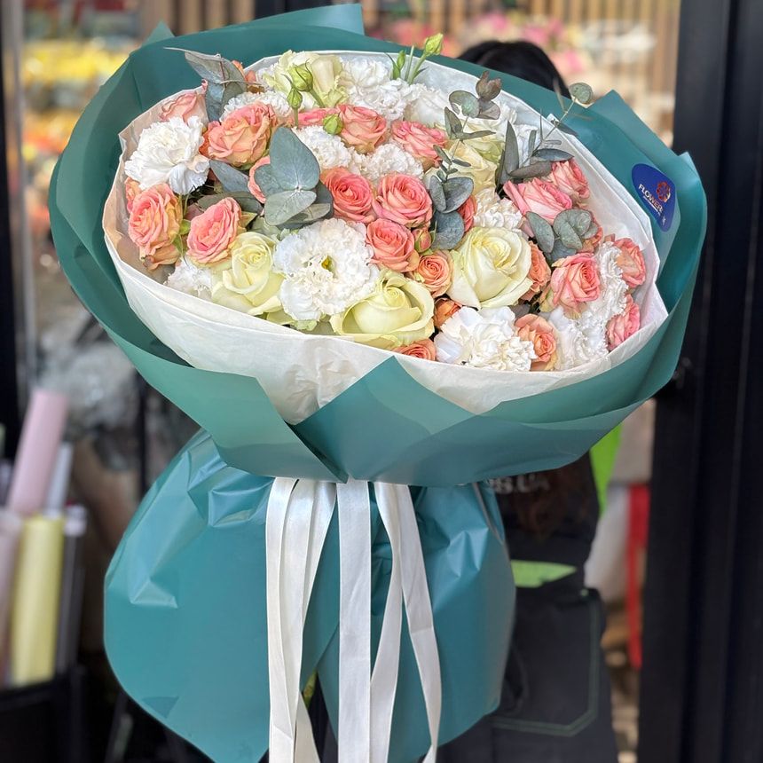 "Sardonyx" bouquet – order from Flowers.ua