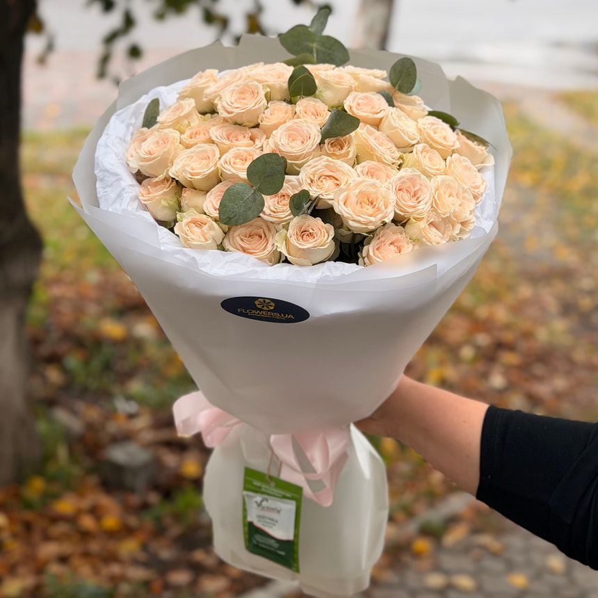 Spray Roses - A Token of Attention