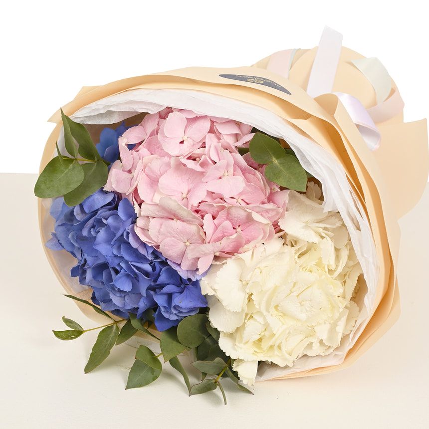 "Cloud of Feelings" Bouquet – order with delivery