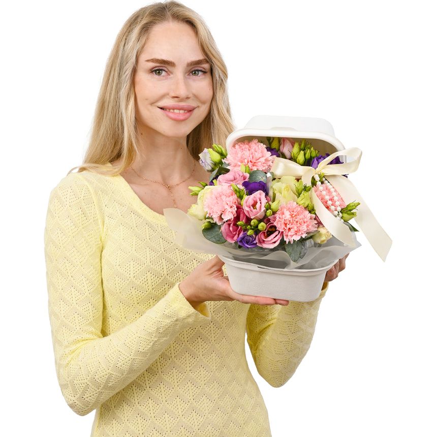 "Leona" bento-bouquet – delivery in Ukraine
