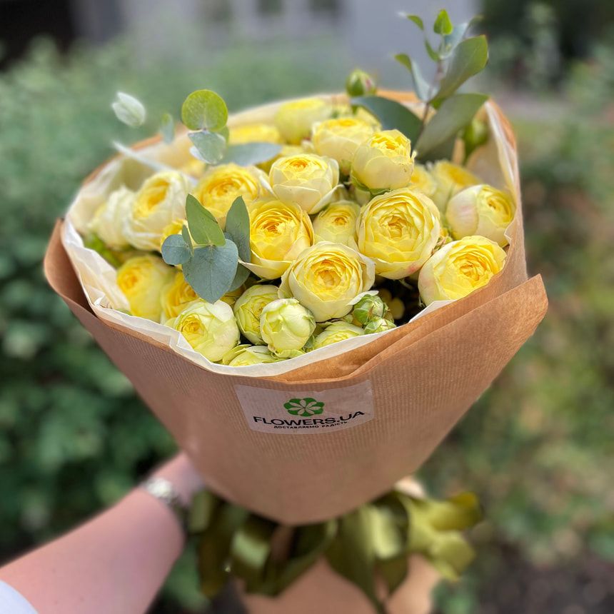 9 yellow peony-shaped roses – order from Flowers.ua