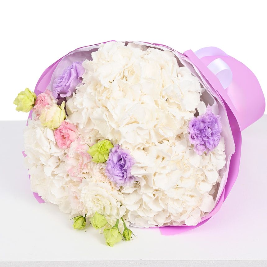 "Shimmer" bouquet – order with delivery