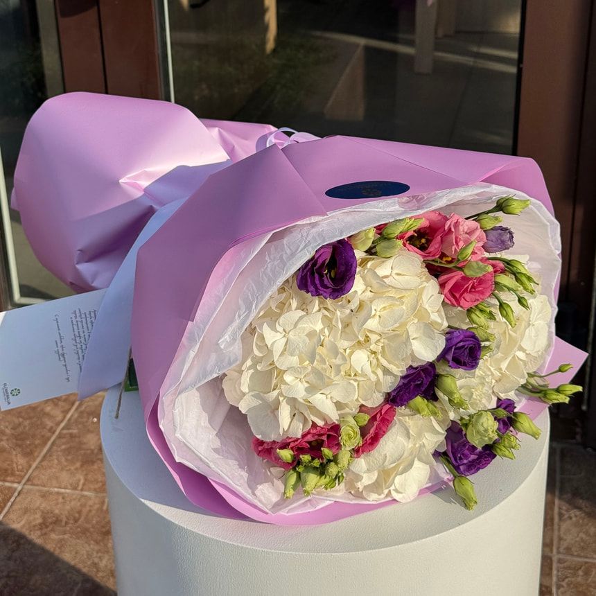 "Shimmer" bouquet