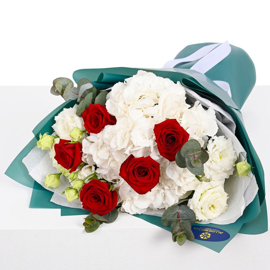 "Ladia" bouquet – order with delivery