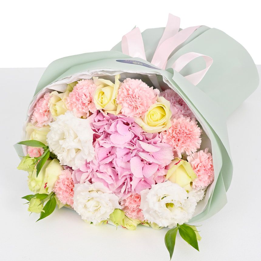 "Echo of Love" bouquet – order with delivery