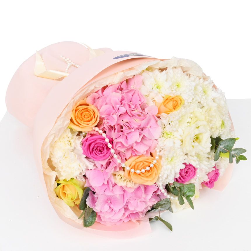 "Noella" bouquet – order with delivery