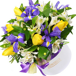 Квіти в коробці "Ти - моє чудо!"